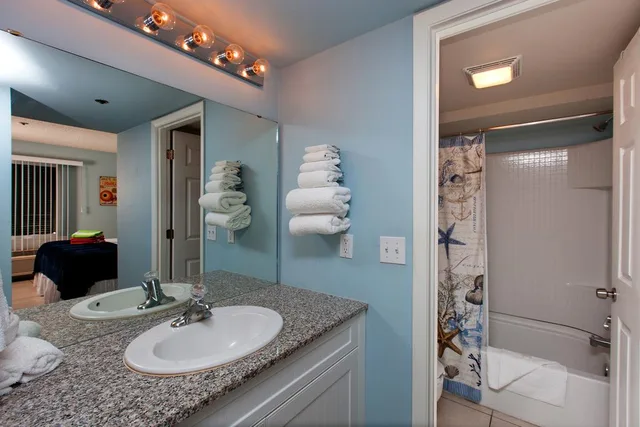 Studio, King Bed, Silver Surf Gulf Beach Resort 5/7