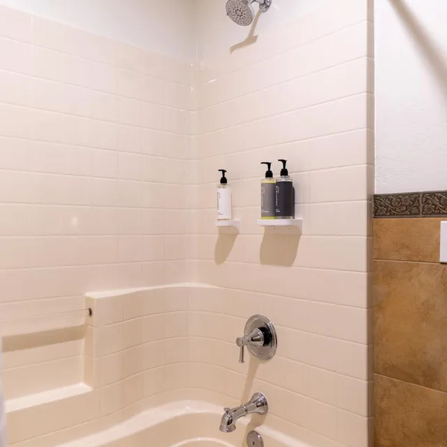 Superior, King Bed, Ayres Hotel Redlands 8/8