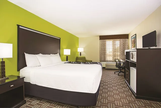 غرفة بسرير كينج، La Quinta Inn & Suites by Wyndham Fruita 1/2