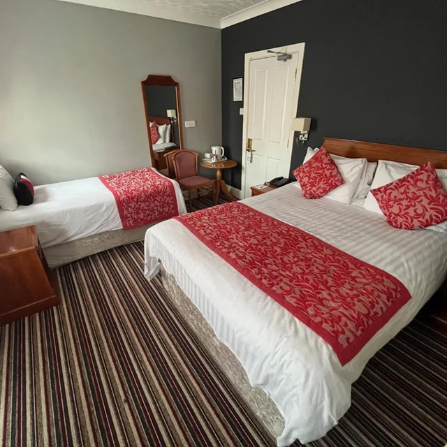 غرفة بسريرين منفصلين، Sorrento Hotel 1/9