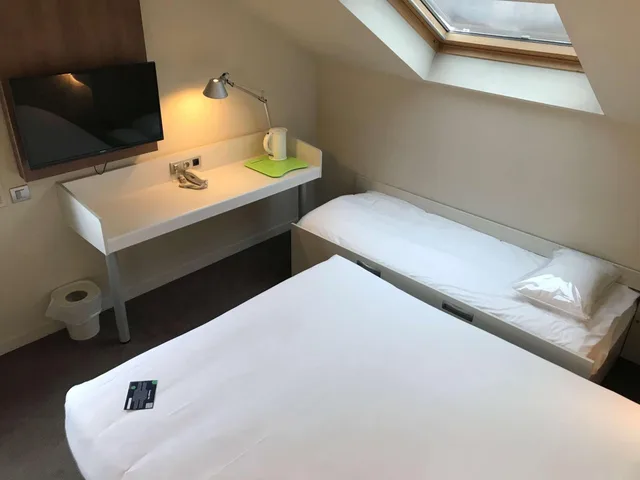 غرفة ثلاثية بسرير مزدوج وسرير فردي، Campanile Lille Nord Wasquehal 3/4
