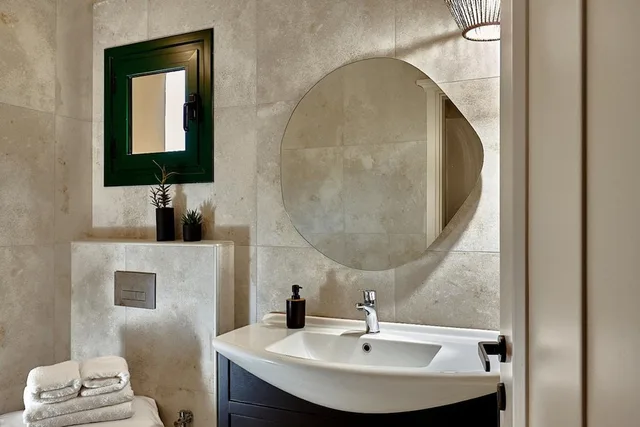Villa, 2 Queen and Twin Beds, Pool Side, Sofa, Private Pool، Marni Village 10/10