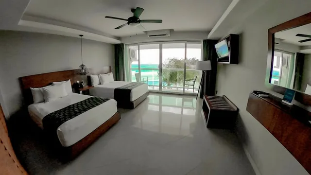 جناح جونيور بسرير كينج بإطلالة على البحر بجاكوزي، Ocean Dream BPR 3/10