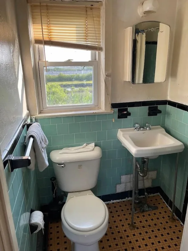 غرفة بسرير كينج للمدخنين، Economy Inn Pleasantville,Nj 1/2