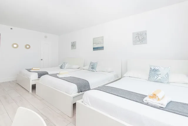 جناح استوديو كلاسيكي بسريرين كوين، Girasole Apartments 2/10