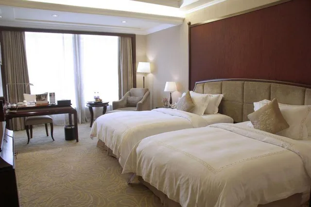 جناح تنفيذي بسرير كوين، Royal Marina Plaza 1/6
