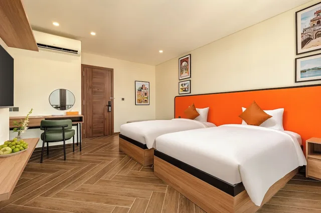 Superior Twin Room, Lumiere Boutique Vy Da 2/6