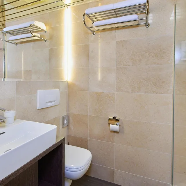 Business, Plus, Double Bed, Balcony or Terrace، Living Hotel Nurnberg 4/8
