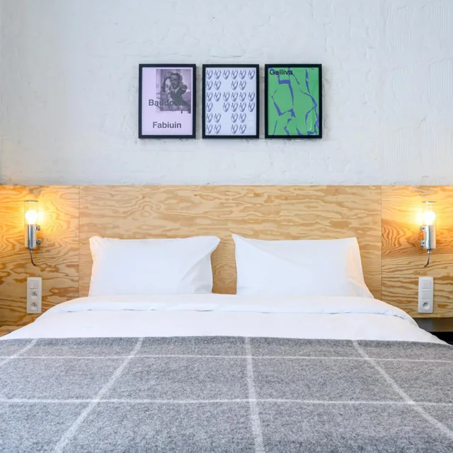غرفة مريحة بسرير كينج، Hotel A La Grande Cloche 2/5