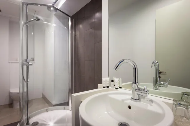 غرفة ديلوكس بسرير مزدوج بشرفة، The Cornwall Hotel Spa Estate 6/6
