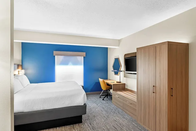 Standard, Single Bed, Holiday Inn Express Hotel And Suites Charleston Southridge 9/10