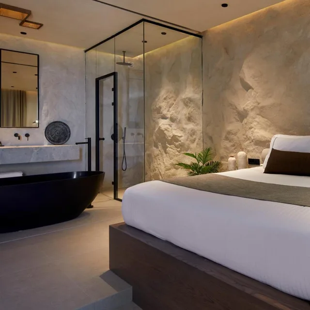 Grand, Suite, Private Heated Pool, North Wing، North Santorini Luxury Spa Hotel 6/9