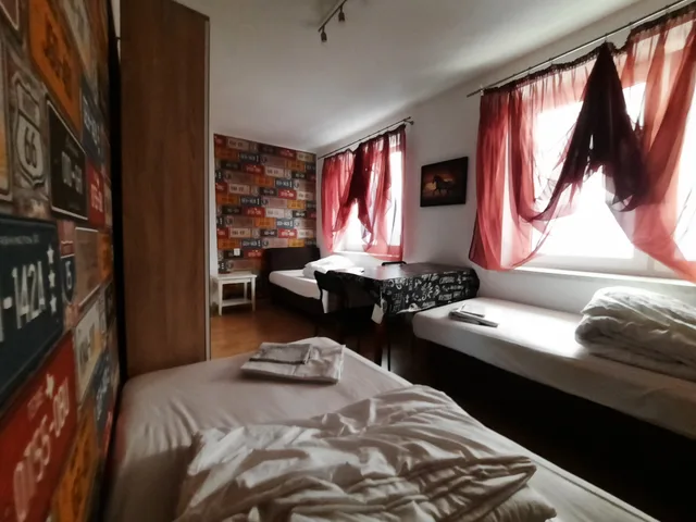 غرفة ثلاثية بحمام مشترك، Lorf Hostel&Coffee 3/4