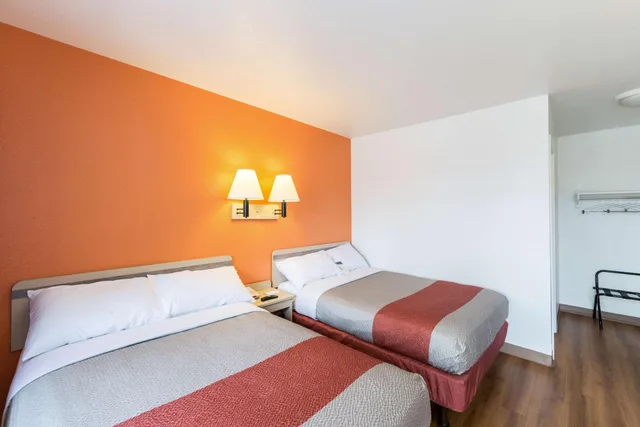 غرفة ديلوكس رباعية، Motel6 Klamath Falls, OR 2/10