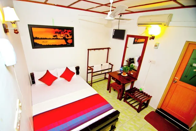 غرفة ديلوكس بسريرين منفصلين، Thilaka City Hotel 2/10