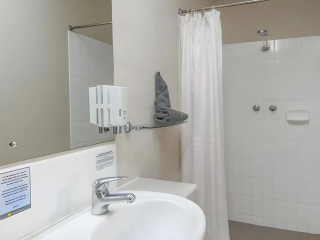 فيلا مزدوجة بسرير كوين، Desert Palms Alice Springs 6/6