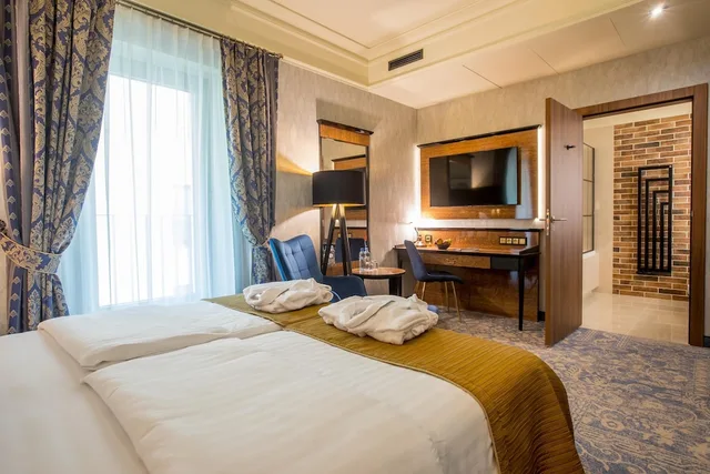 Classic, Superior, Double or Twin Bed, Hotel Diament Plaza Katowice 1/10