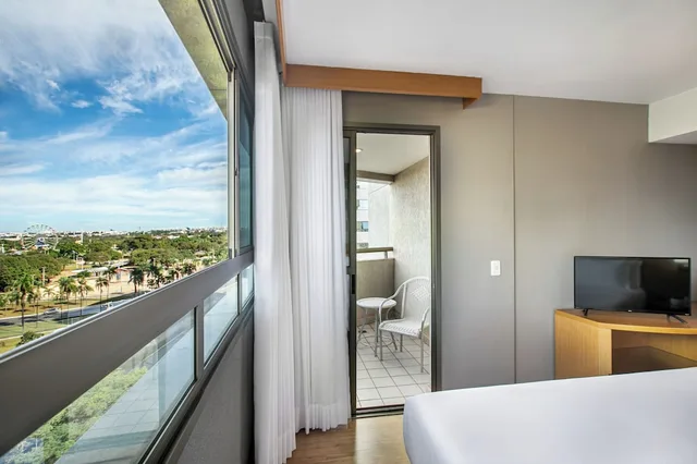 غرفة بريميوم بسرير كينج وسرير كوين مع أريكة، Brasil 21 Suites Affiliated by Melia 6/10