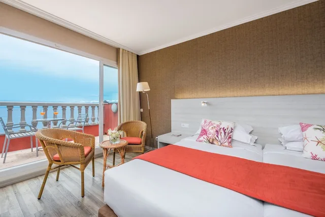 Enotel Sunset Bay، كامارا دي لوبوس 7/45