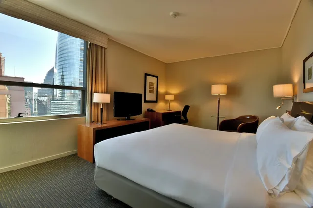 غرفة قياسية بسرير كينج، Holiday Inn Express Santiago Las Condes Former Holiday Inn Express Santiago el Golf 8/10