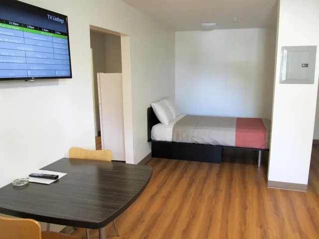 جناح ديلوكس بسريرين مزدوجين بمطبخ صغير، Motel6 Augusta, GA - Fort Gordon 4/8