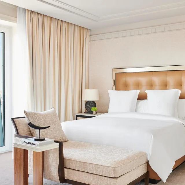 Four Seasons, Suite, King Bed، Four Seasons Hotel Madrid 2/7