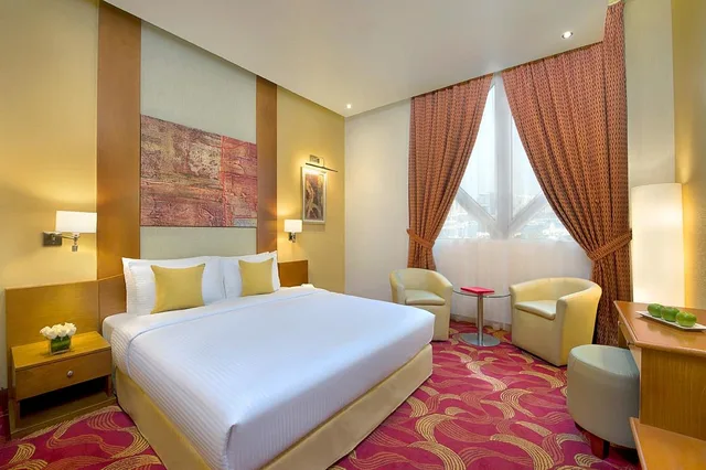 غرفة بريميوم مفردة، City Seasons Towers Hotel 1/6