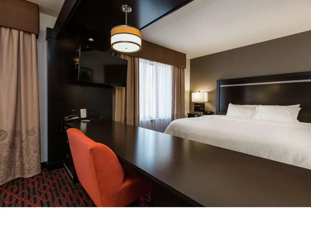 استوديو بسرير كينج، Hampton Inn and Suites by Hilton Lethbridge 2/2