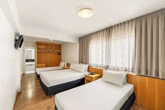 غرفة عائلية بسرير مزدوج وسريرين منفصلين، Slim Hotel Sao Paulo Congonhas - Aeroporto 5/10