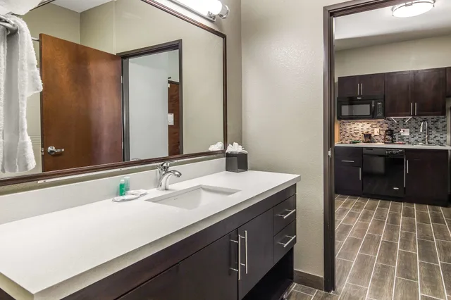 جناح بسريرين مزدوجين لذوي الإعاقة، MainStay Suites Midland South I-20 3/3