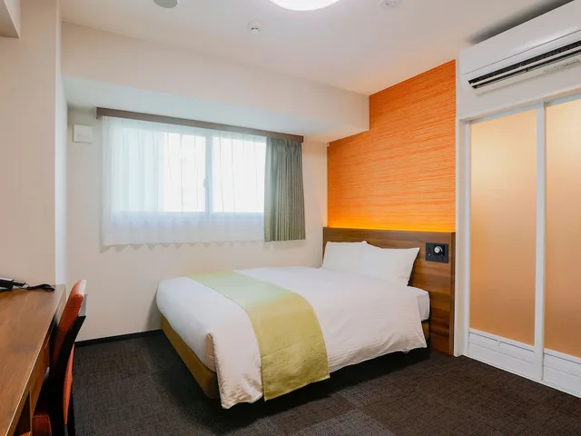 Universal, Double Bed، KOKO HOTEL Takamatsu 1/6