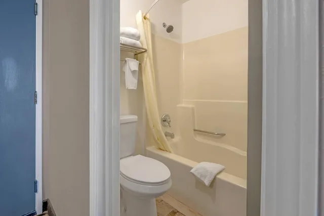 غرفة قياسية بسرير كينج، Quality Inn Mauston I-90 10/10