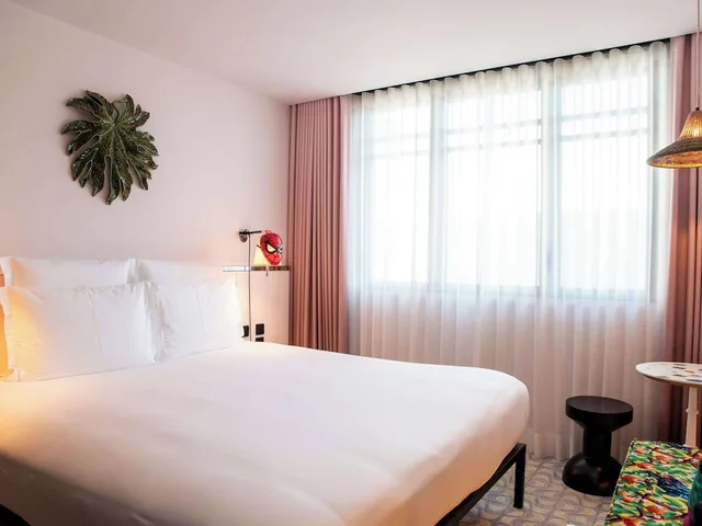 Mama, Medium, King Bed، Mama Shelter Lisboa 1/5