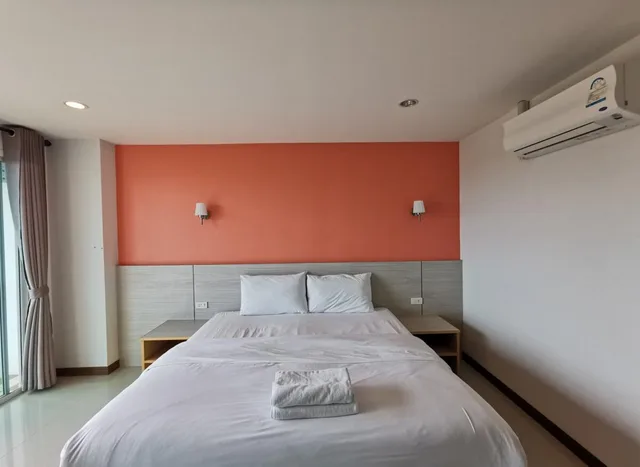 غرفة سوبيريور بسرير كينج، The Base Hua Hin 1/5