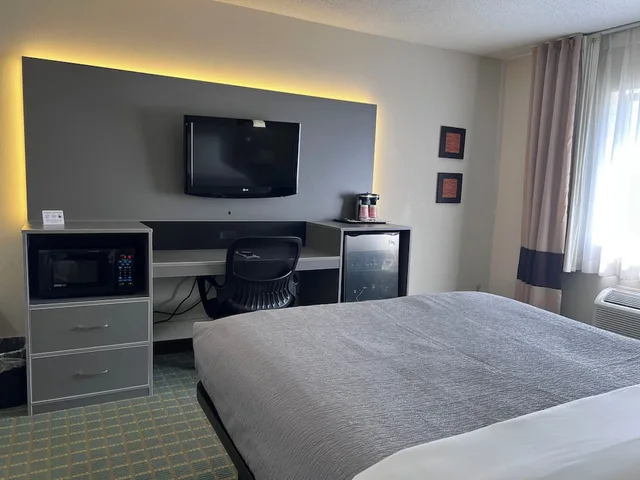 غرفة بسرير كينج لذوي الإعاقة، Quality Inn Seekonk-Providence 3/8