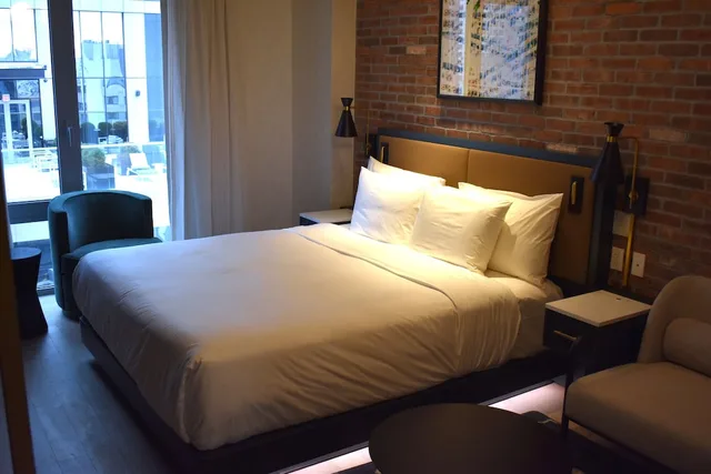 غرفة ديلوكس بسرير كينج، The Livingston, part of JDV by Hyatt 1/10