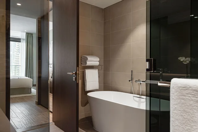 1 Bedroom, Premium, Suite, King Bed, Marina View, Balcony, Jumeirah Living Marina Gate 3/3