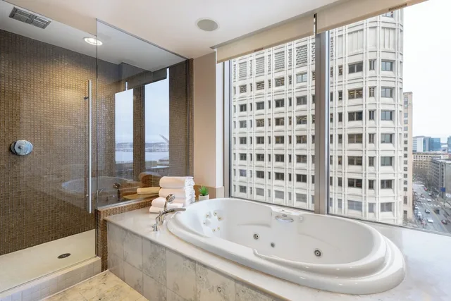 جناح رئاسي بسرير كينج، Hotel 1000 Seattle 4/7