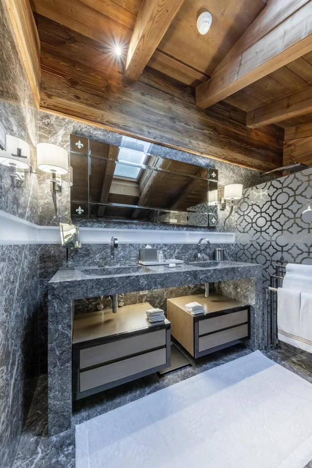 جناح جونيور بشرفة، Ultima Gstaad 8/8