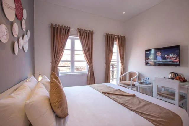 غرفة ديلوكس بسرير مزدوج بإطلالة على المدينة، Alba Hotel 3/3