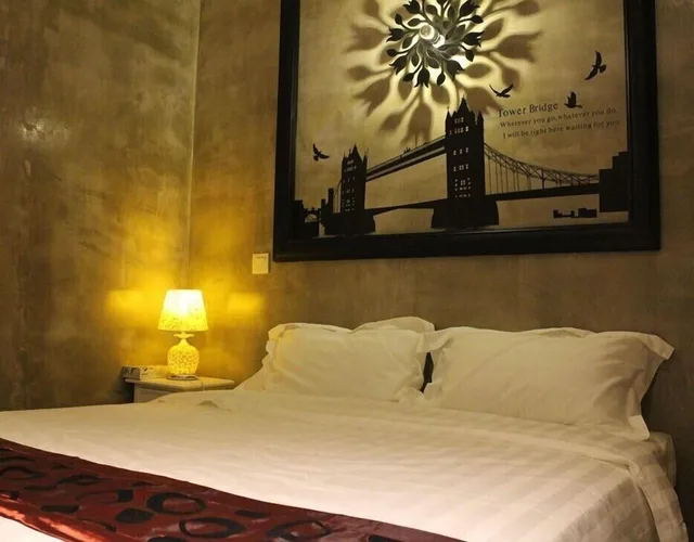 غرفة سوبيريور بسرير كوين، Just In Hotel 1/2