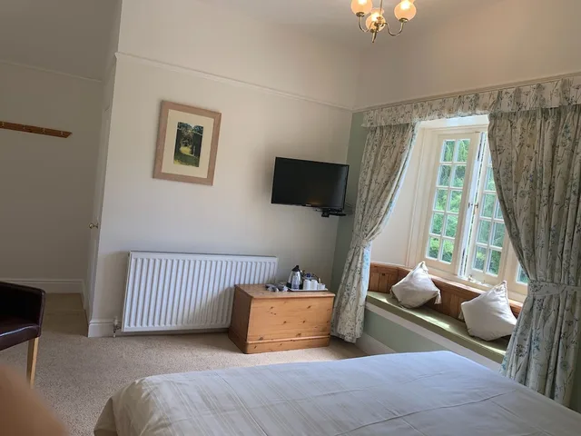 غرفة بسرير مزدوج أو سريرين منفصلين بإطلالة على الحديقة، Polraen Country House 1/2