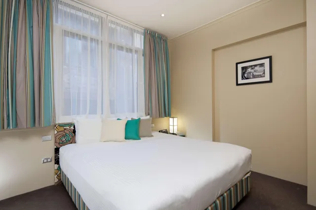 شقة بسريرين كينج بغرفتي نوم مع أريكة بمطبخ، Best Western Plus Hotel Stellar 1/5