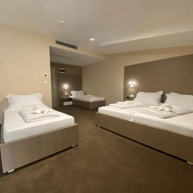 غرفة عائلية، Hotel Narenta 1/8