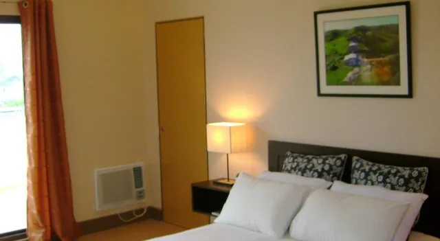 غرفة سوبيريور بسرير مزدوج، Kimberly Tagaytay Hotel 1/1