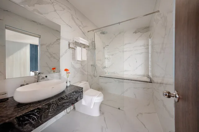 Premier Ocean Suite، Vesna Hotel Nha Trang 2/2