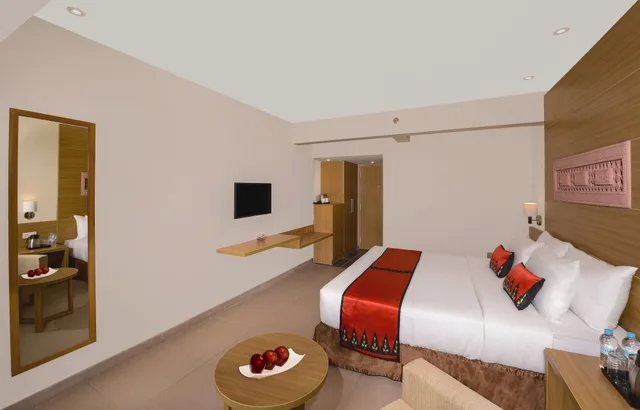 Classic, Double Bed, Balcony, Sterling Puri 4/10