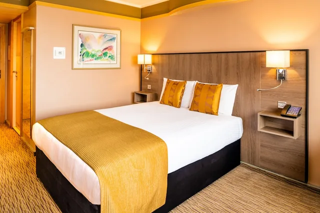 غرفة قياسية بسرير كوين، Copthorne Hotel Slough-Windsor 1/7