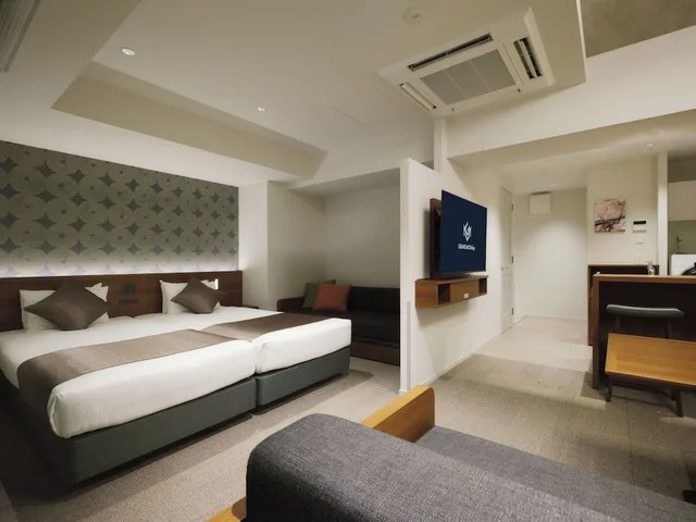 جناح بسريرين منفصلين بشرفة مع أريكة، MONday Apart Premium Asakusa 1/10
