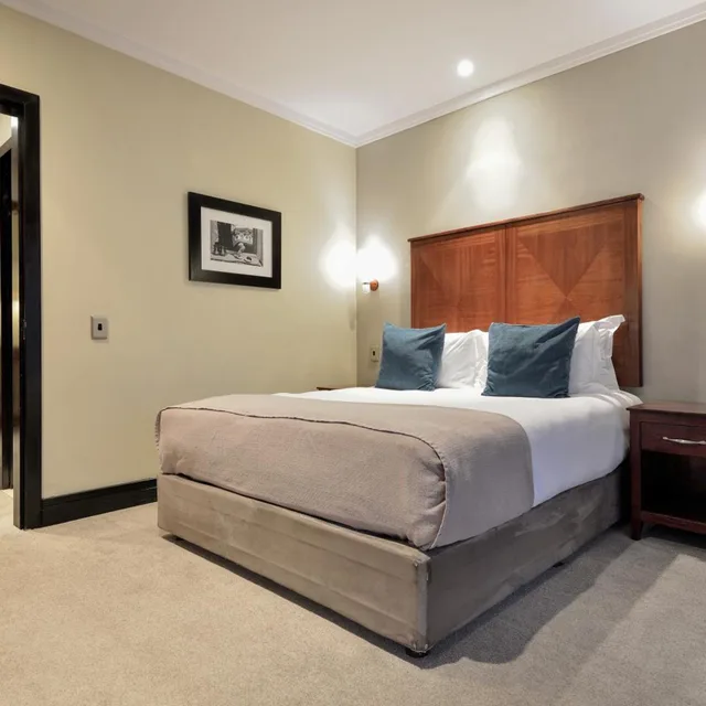 شقة فاخرة بغرفتي نوم، The Raphael Penthouse Suites 1/10
